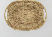 Load image into Gallery viewer, Rustic Oval Basket, Handwoven - Sold in Cases of 24 Baskets (12 Med &amp; 12 Lg) - ArtisanoDesigns