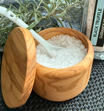 Load image into Gallery viewer, Olive Wood Salt Pinch Bowl with Lid